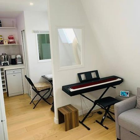 Studio Cosy Au Coeur De Paris Luaran gambar